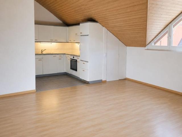 2.5 Zimmer, 72 m², 1. Stock