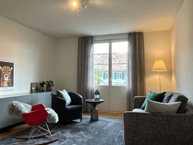 2.5 Zimmer, 72 m², 1. Stock