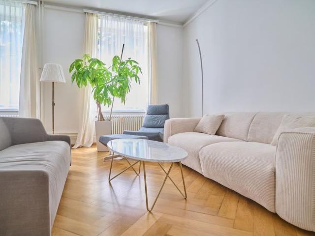 2.5 Zimmer, 72 m², EG