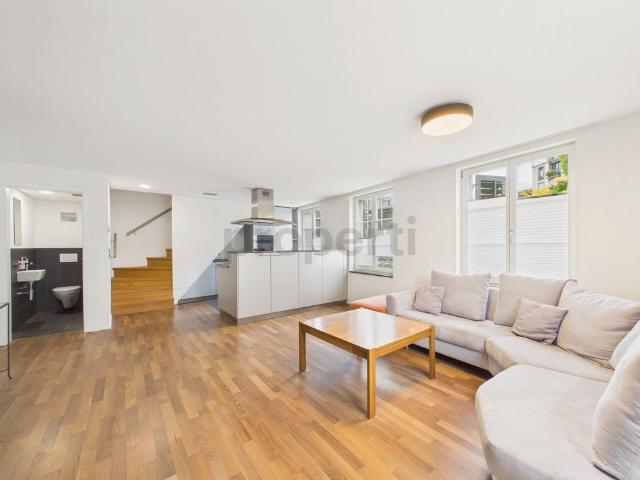 2.5 Zimmer, 72 m², EG