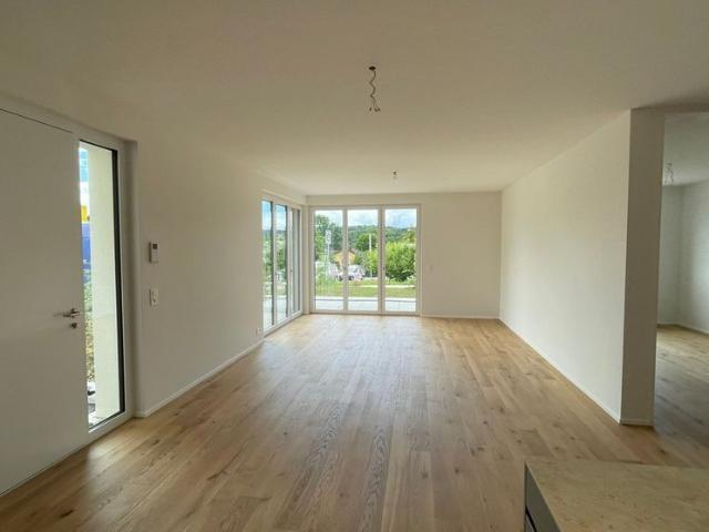 2.5 Zimmer, 73 m², 1. Stock