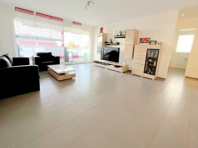2.5 Zimmer, 73 m², 2. Stock