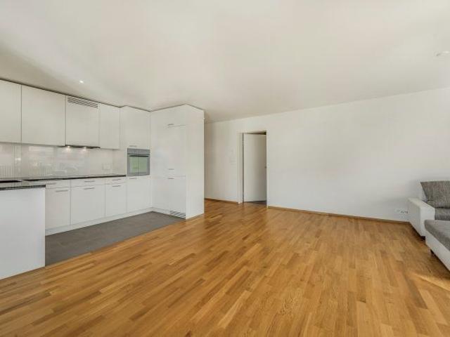 2.5 Zimmer, 73 m², EG