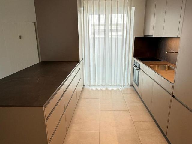 2.5 Zimmer, 84 m², 3. Stock