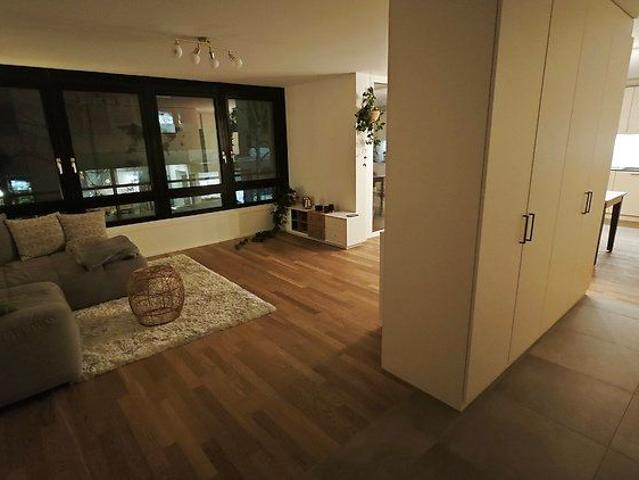2.5 Zimmer, 84 m², 1. Stock