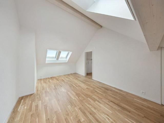2.5 Zimmer, 85 m², 3. Stock