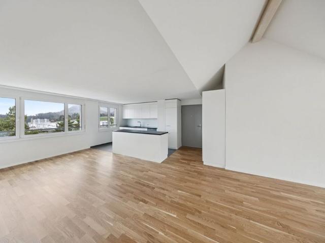 2.5 Zimmer, 85 m², 3. Stock