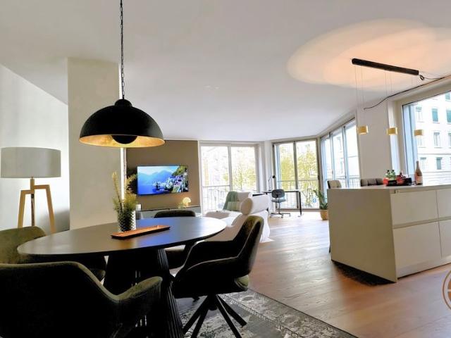2.5 Zimmer, 85 m², 1. Stock