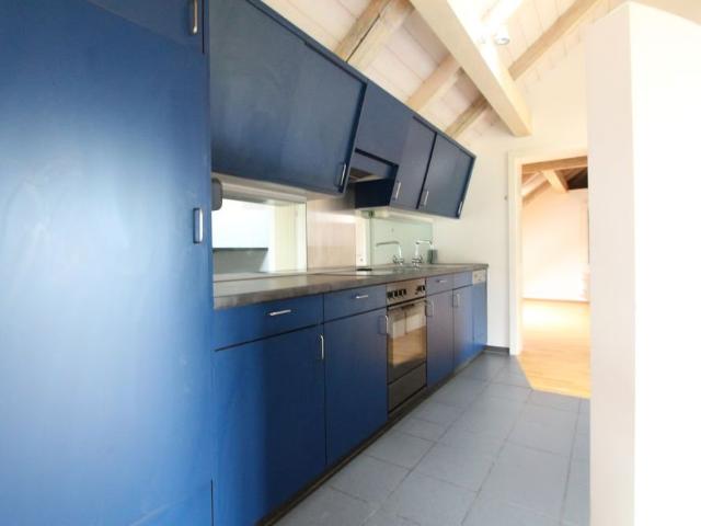 2.5 Zimmer, 85 m², 2. Stock