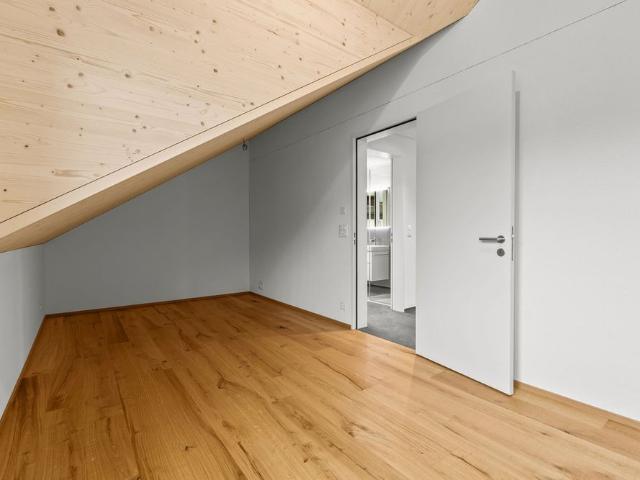 2.5 Zimmer, 87 m², 3. Stock