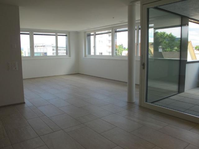 2.5 Zimmer, 88 m², 2. Stock