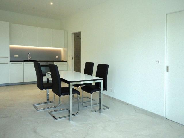 2.5 Zimmer, 80 m², 1. Stock
