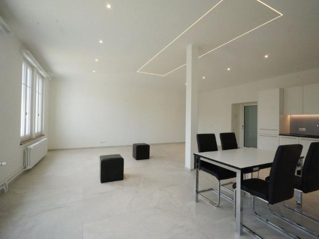 2.5 Zimmer, 80 m², 1. Stock