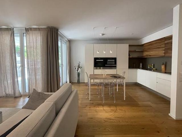 2.5 Zimmer, 80 m², 1. Stock
