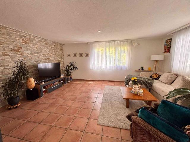 2.5 Zimmer, 80 m², 1. Stock