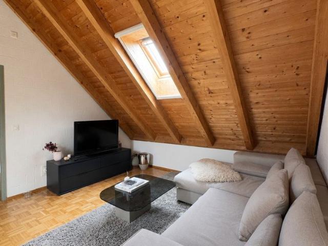 2.5 Zimmer, 80 m², 2. Stock