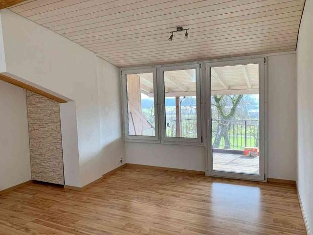2.5 Zimmer, 80 m², 2. Stock