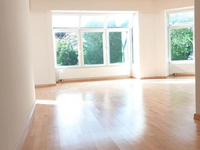 2.5 Zimmer, 80 m², 2. Stock