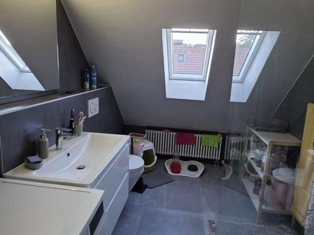 2.5 Zimmer, 80 m², 4. Stock