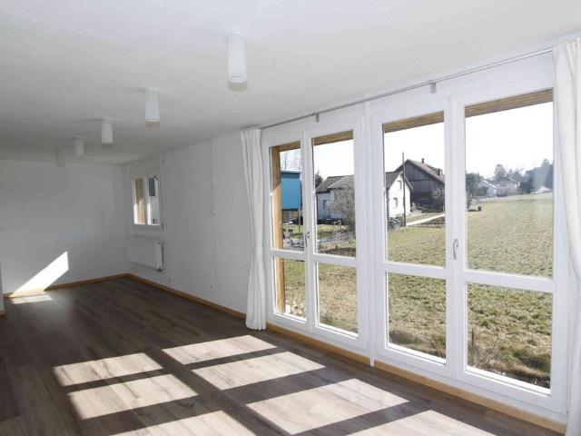 2.5 Zimmer, 80 m², EG