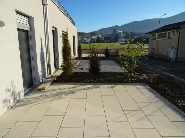 2.5 Zimmer, 80 m², EG