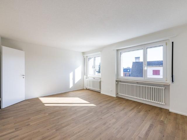 2.5 Zimmer, 81 m², 2. Stock