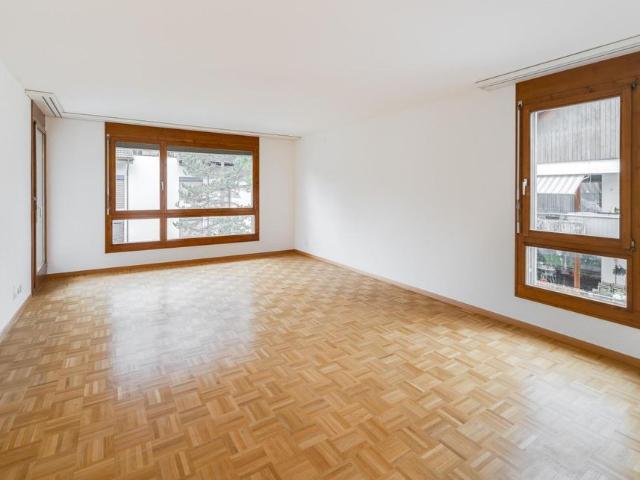 2.5 Zimmer, 81 m², 2. Stock