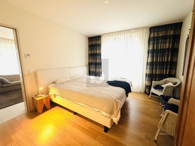 2.5 Zimmer, 94 m², 3. Stock