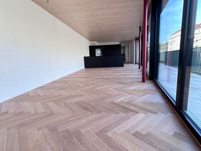 2.5 Zimmer, 94 m², 4. Stock
