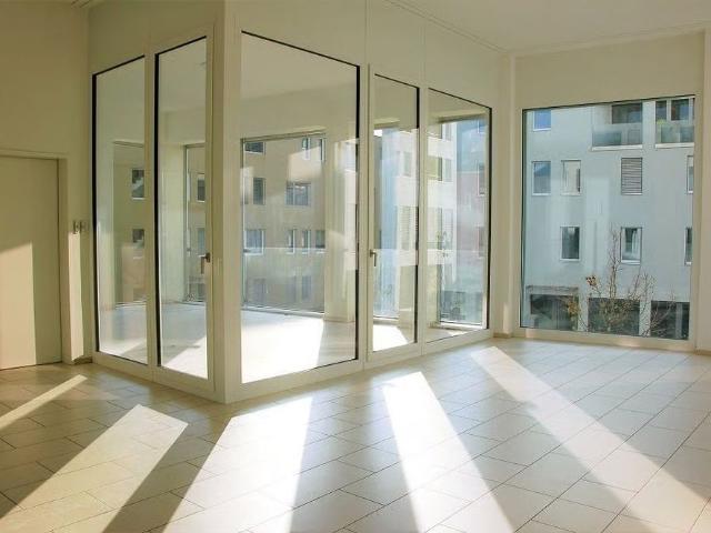 2.5 Zimmer, 95 m², 1. Stock