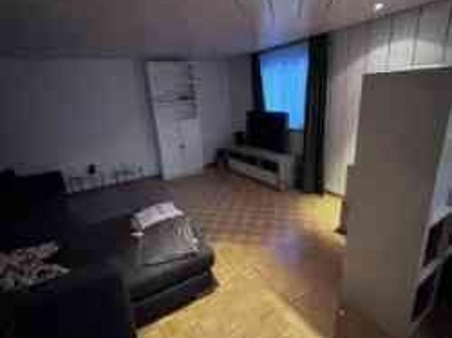 2.5 Zimmer, 95 m², EG