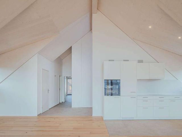 2.5 Zimmer, 96 m², 3. Stock
