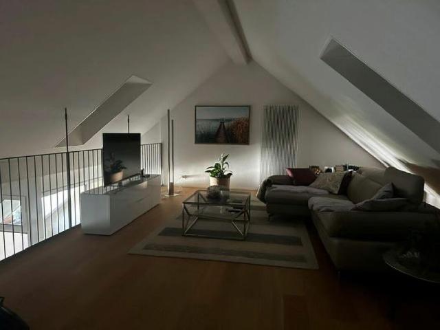 2.5 Zimmer, 98 m², 4. Stock