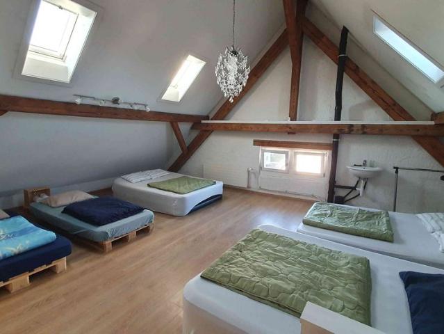 2.5 Zimmer, 90 m², 3. Stock