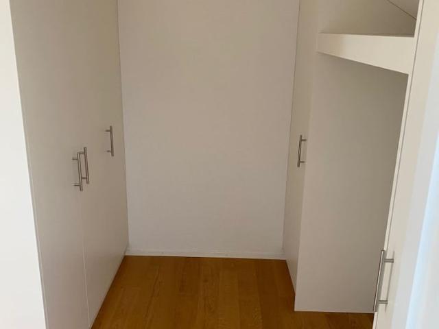 2.5 Zimmer, 90 m², 1. Stock
