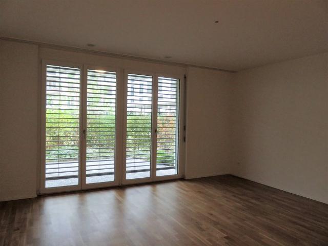 2.5 Zimmer, 91 m², EG