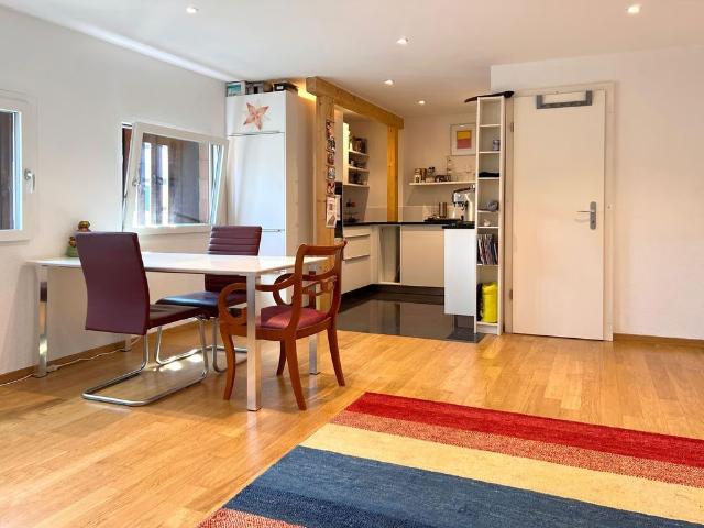 2.5 Zimmer, 92 m², 1. Stock