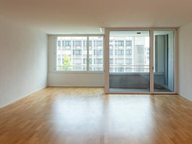 2.5 Zimmer, 92 m², 2. Stock