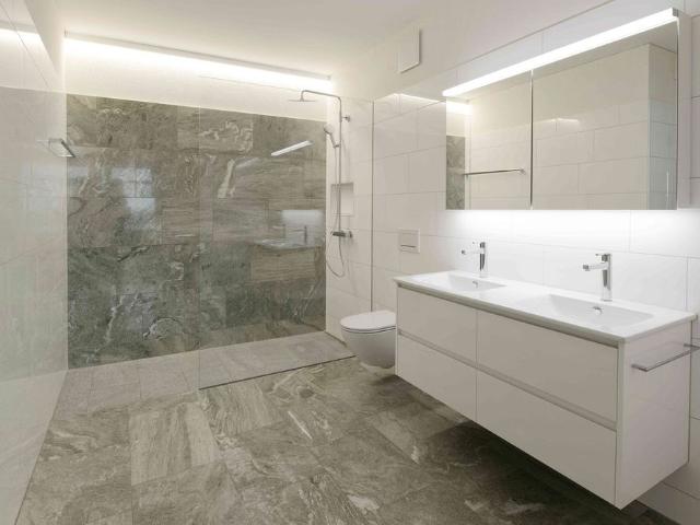 2.5 Zimmer, 92 m², 4. Stock