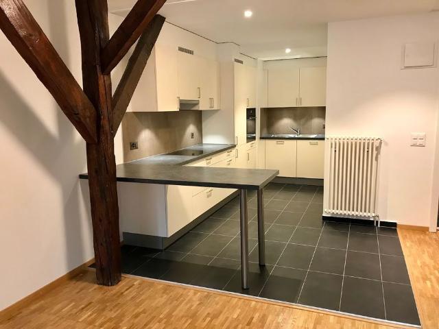 2.5 Zimmer, 93 m², 4. Stock