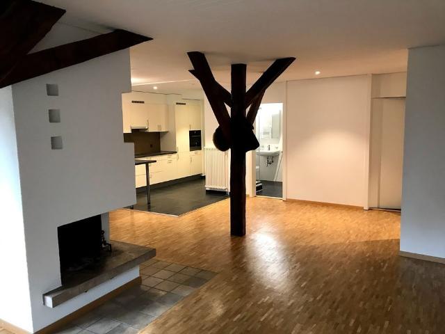 2.5 Zimmer, 93 m², 4. Stock