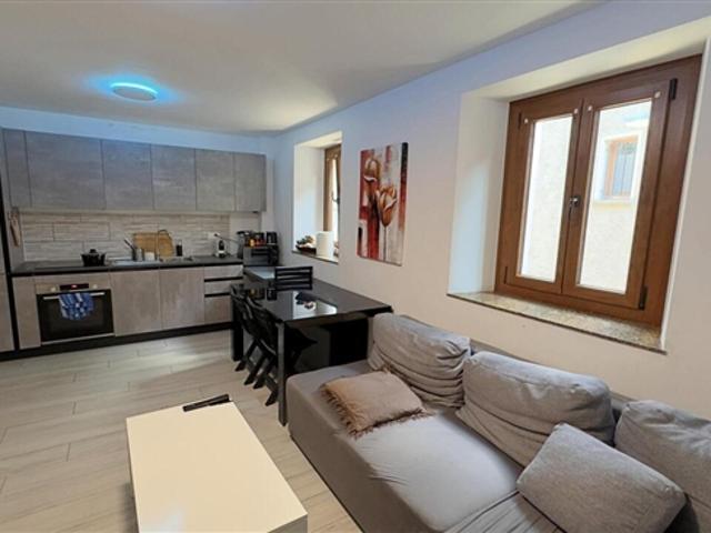 2.5 ZIMMIGER APARTMENT IM HERZ VON BIRONICO
