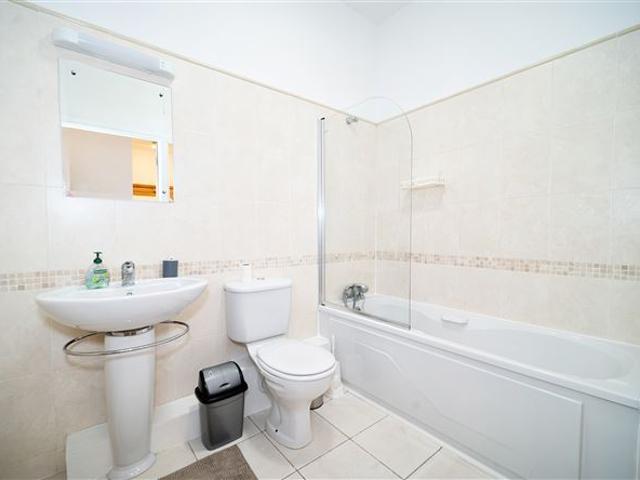 2,650 / month | The Hill, Clon Brugh, Sandyford, Dublin Bell Property Consultants 5011 MyHome. Ie Lettings