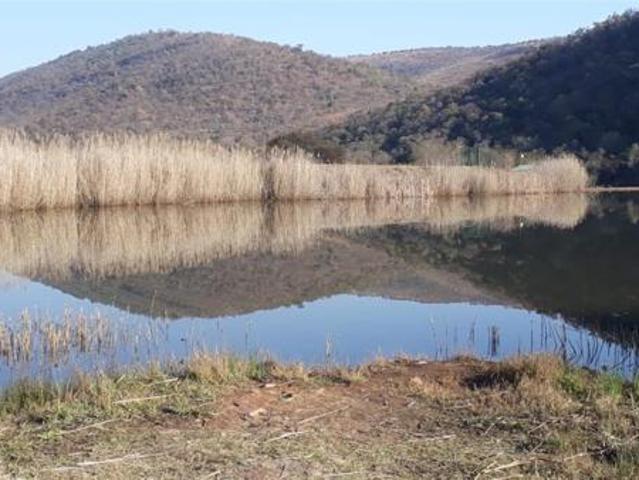 2 662 m² Land available in Kranspoort
