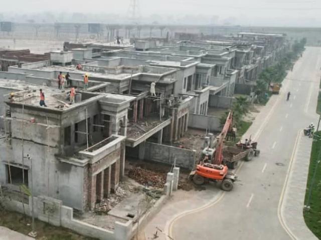 2.66 marla submission commercial plot file 6,900,000 available for sal lahore gt road id 87857