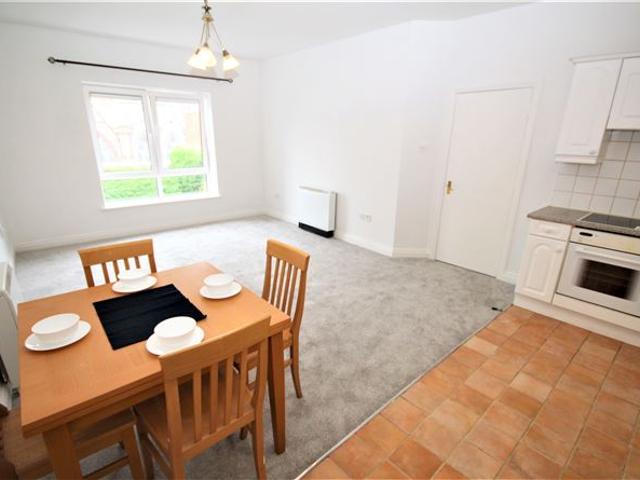 2,600 / month | Augustine Court, South City Centre, Dublin 8 Conerney Estate Agents 5017 MyHome. Ie Lettings
