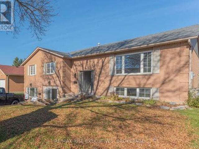 2 79 Barker Drive, Kingston. East Incl Barret Crt, ON, K7K 6X8 investment for lease | Listing ID X13550 | Royal LePage