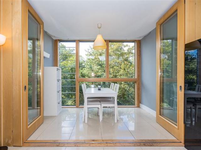 2,700 / month | The Links, Elm Park, Merrion Road, Dublin 4, Dublin Owen Reilly 5012 MyHome. Ie Lettings