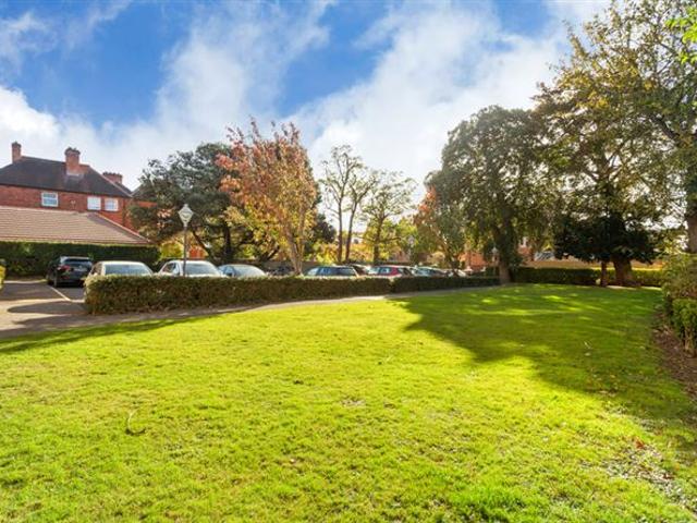 2,700 / month | St James, Hollybrook Road, Clontarf, Dublin 3 Sherry FitzGerald Lettings Sheehy 5017 MyHome. Ie Lettings