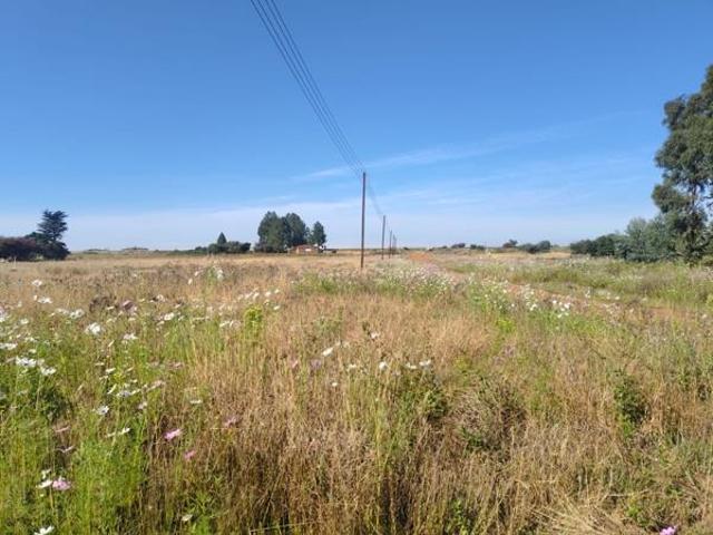 2 855 m² Land available in Balfour